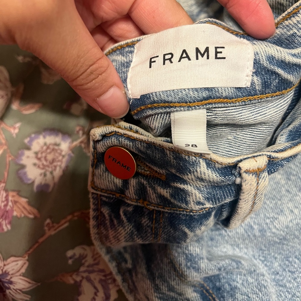 Frame Denim Jean - Picture 3 of 5